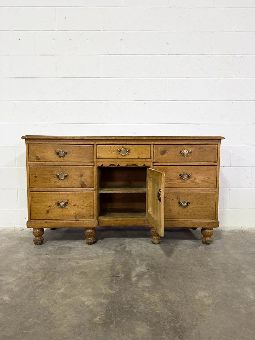 Traditional English pine sideboard - House on Horizon
