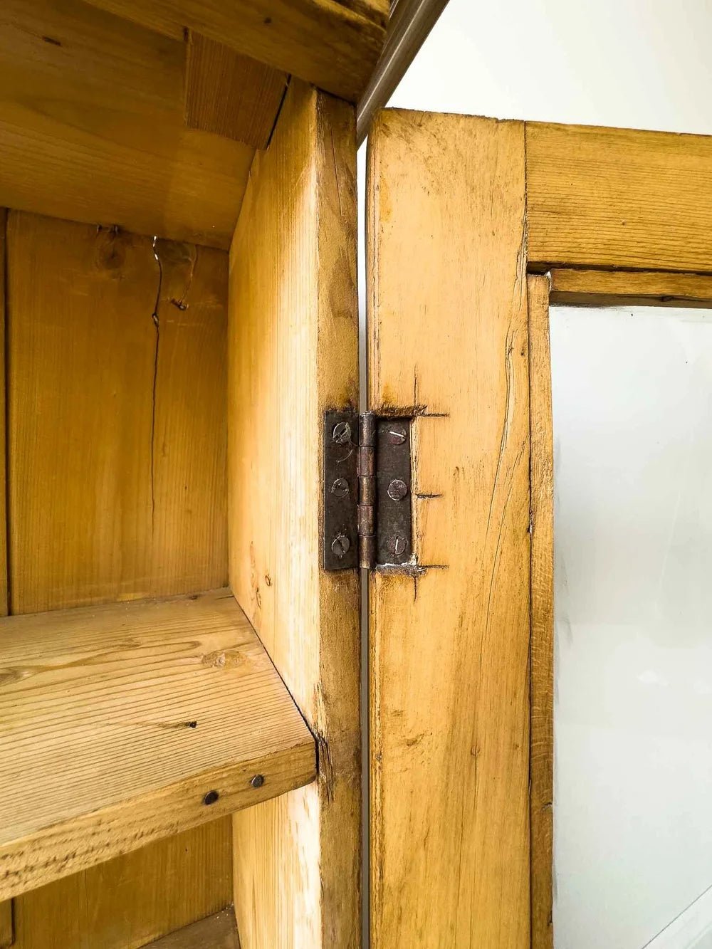 Victorian cabinet with glass doors - House on Horizon