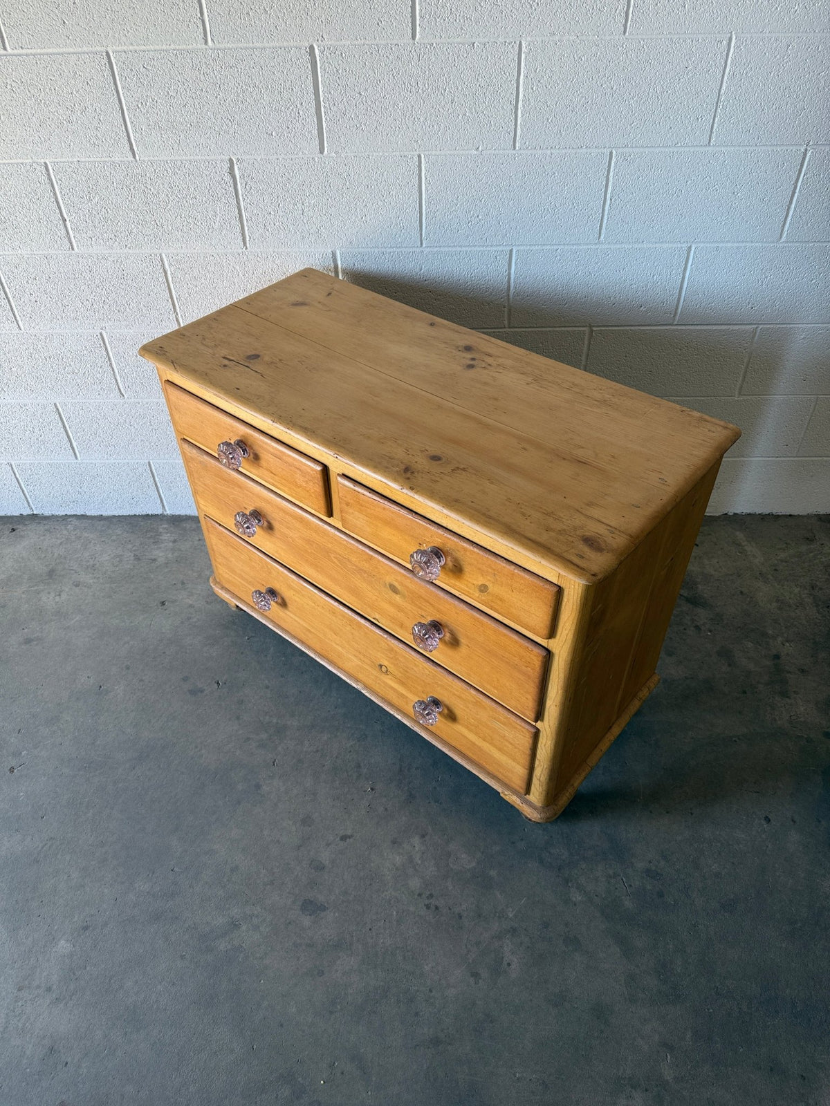 Victorian English pine chest of drawers with glass knobs - House on Horizon