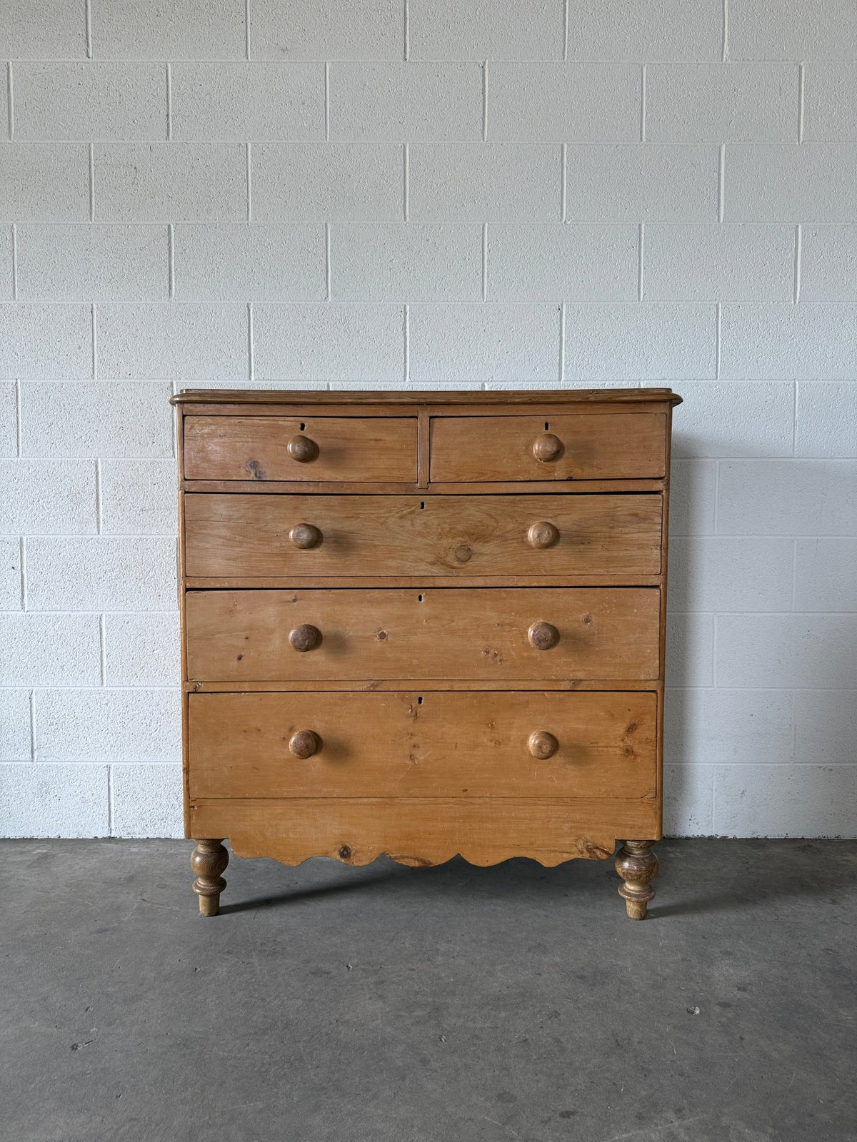 Victorian Pine Chest of Drawers on Turned Feet - House on Horizon