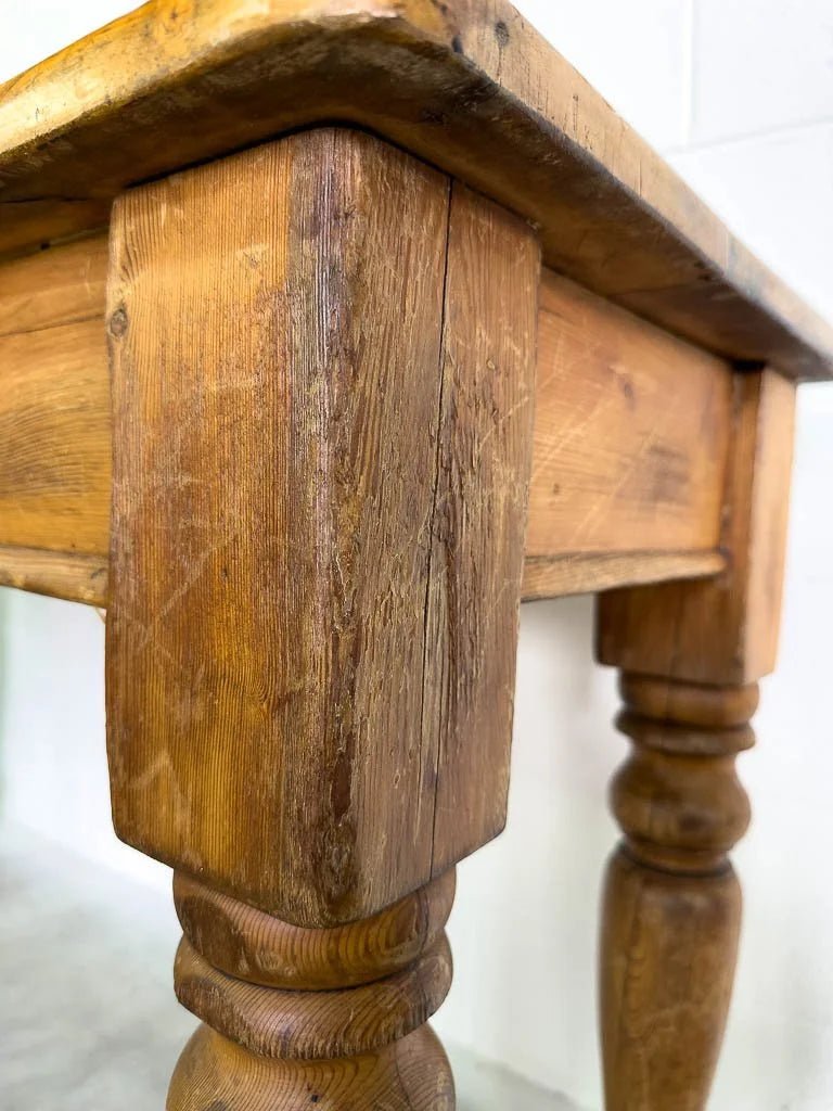 Victorian pine console table - House on Horizon