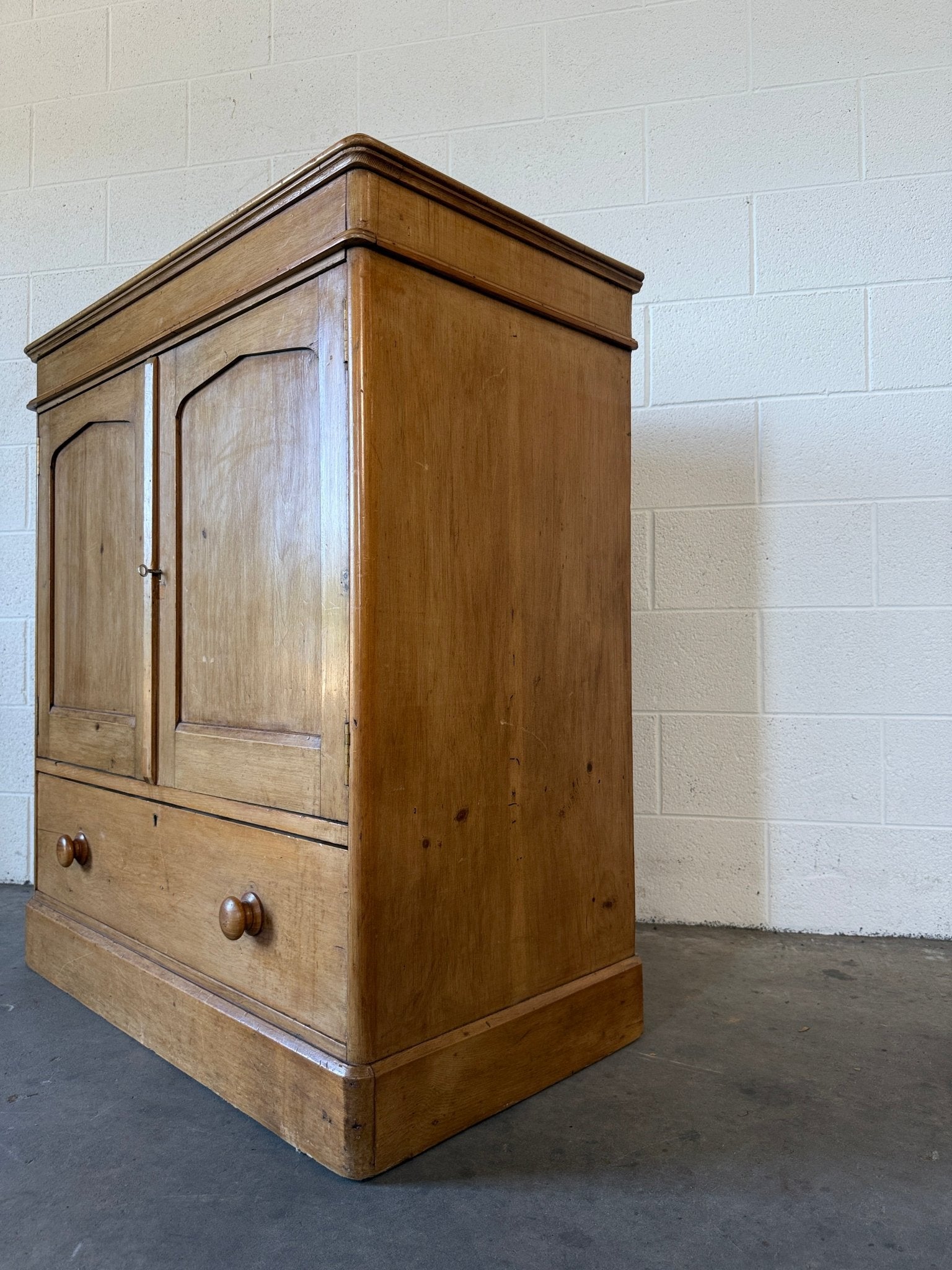 Victorian Pine Cupboard with Removable Shelves - House on Horizon