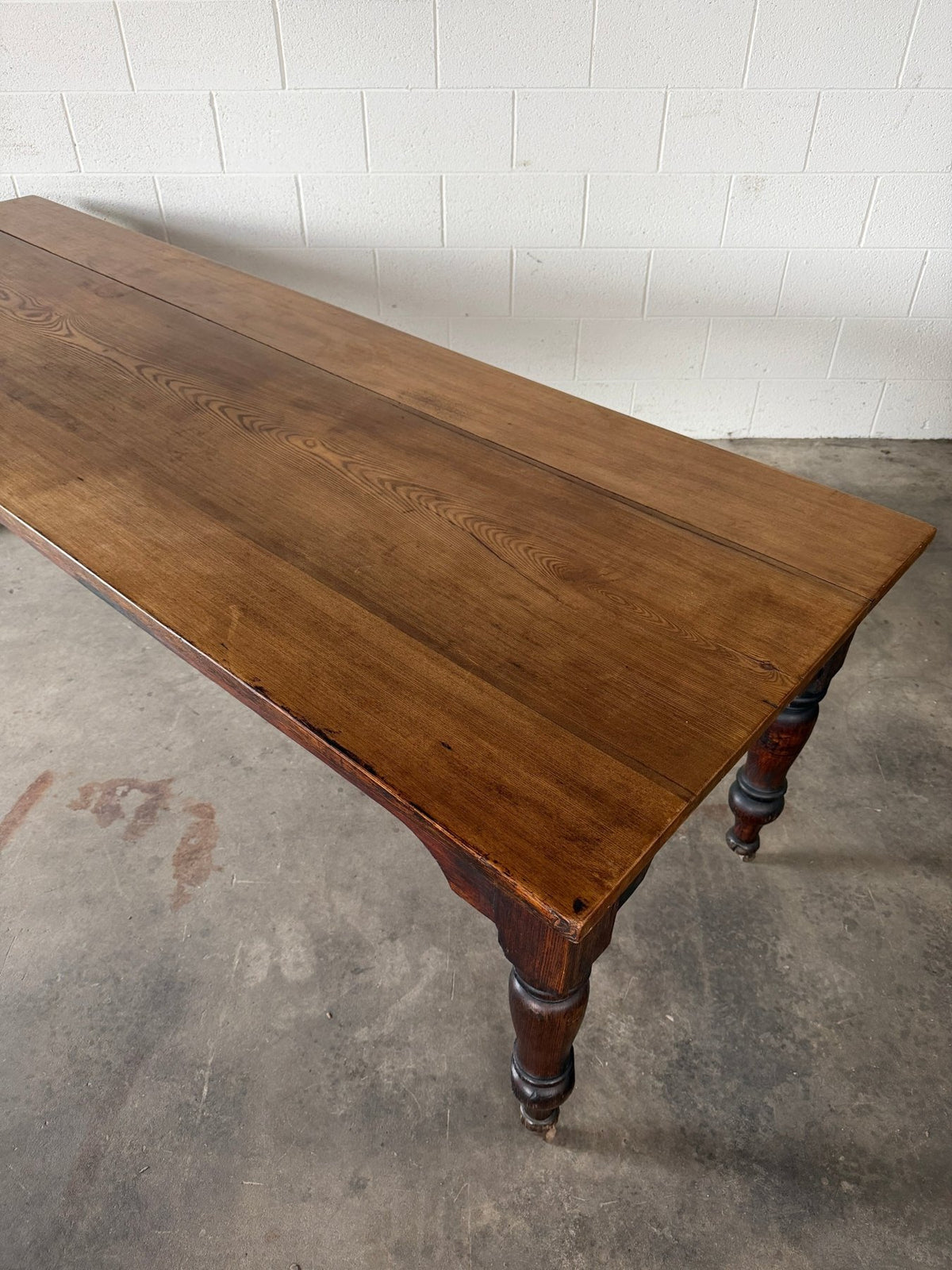 Victorian pine dining table with dark finish - House on Horizon