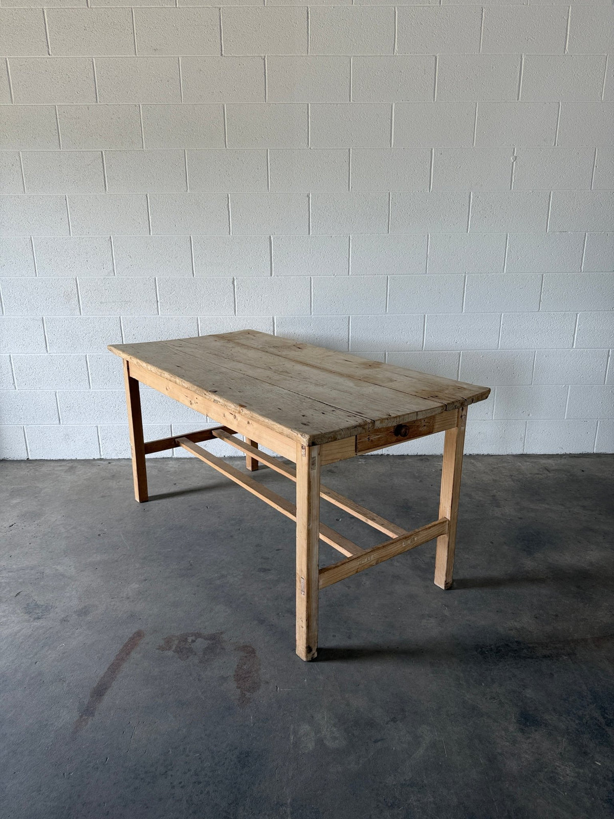 Victorian pine kitchen table with Irish double stretcher - House on Horizon