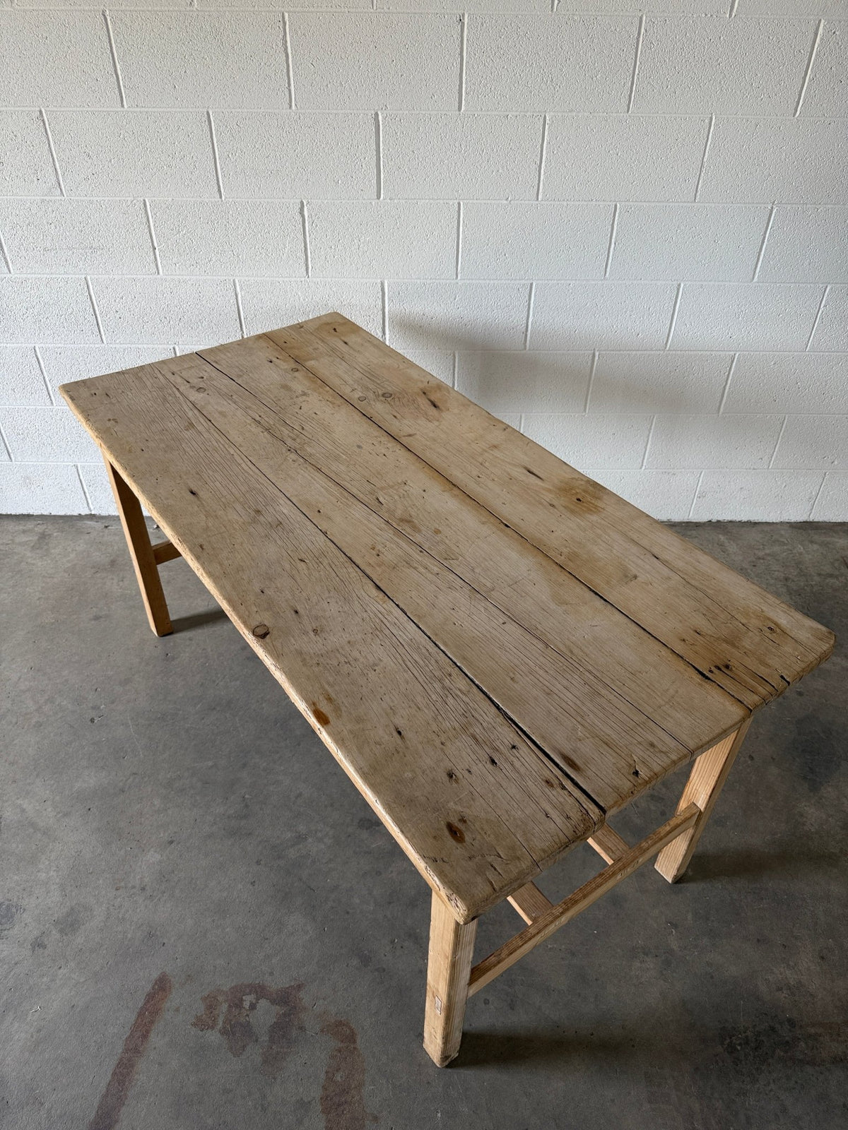 Victorian pine kitchen table with Irish double stretcher - House on Horizon