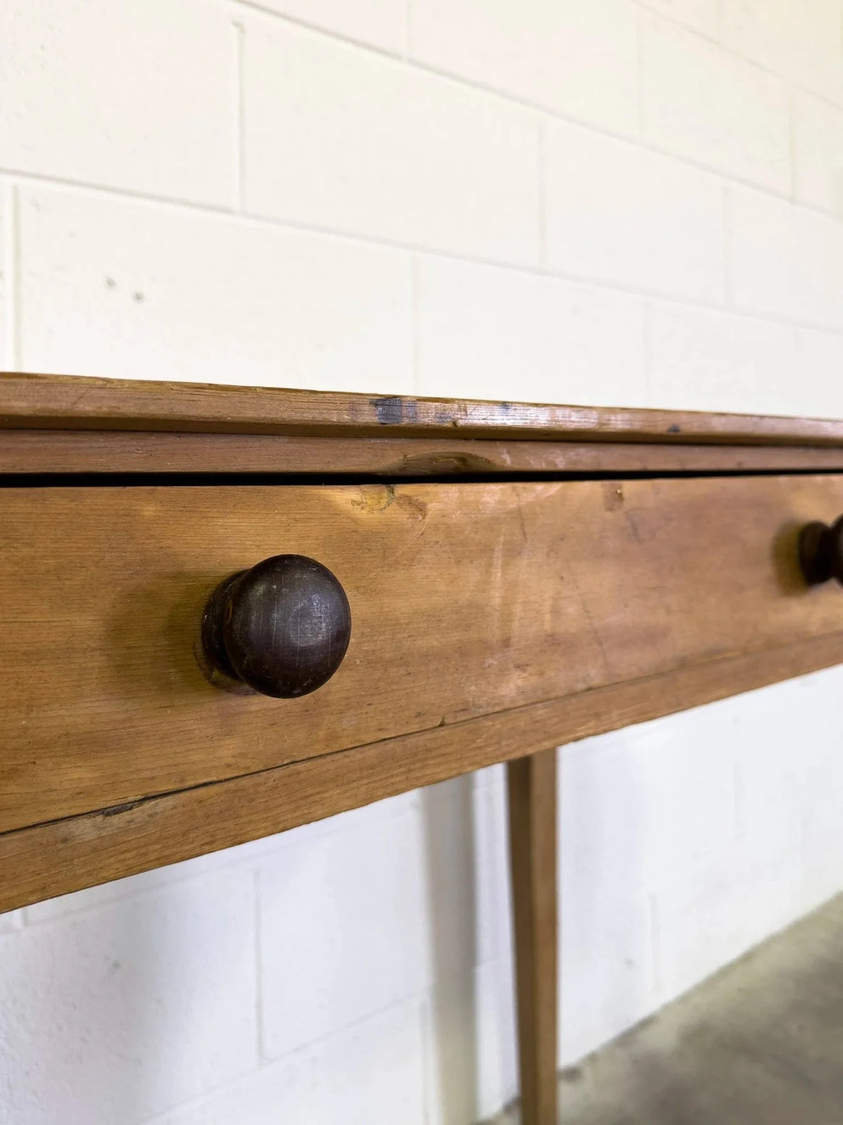 Victorian pine washstand - House on Horizon