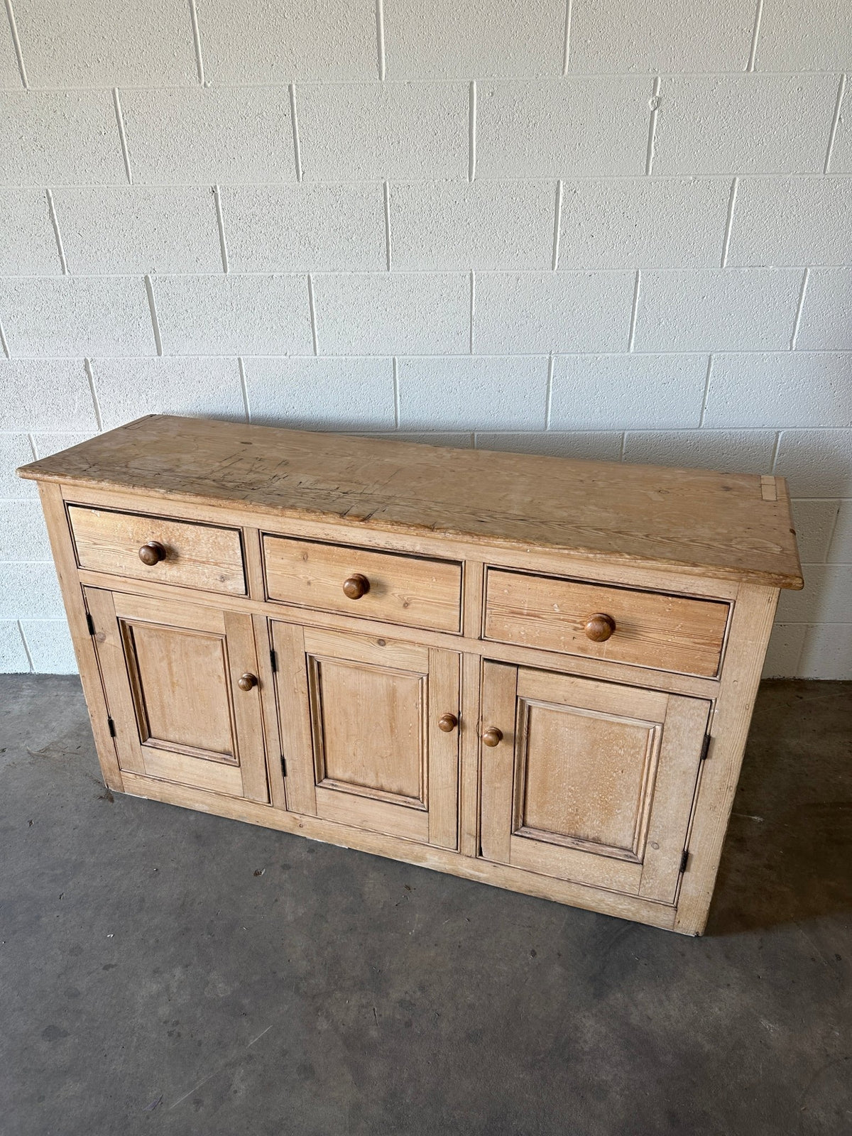 Victorian Sideboard - House on Horizon