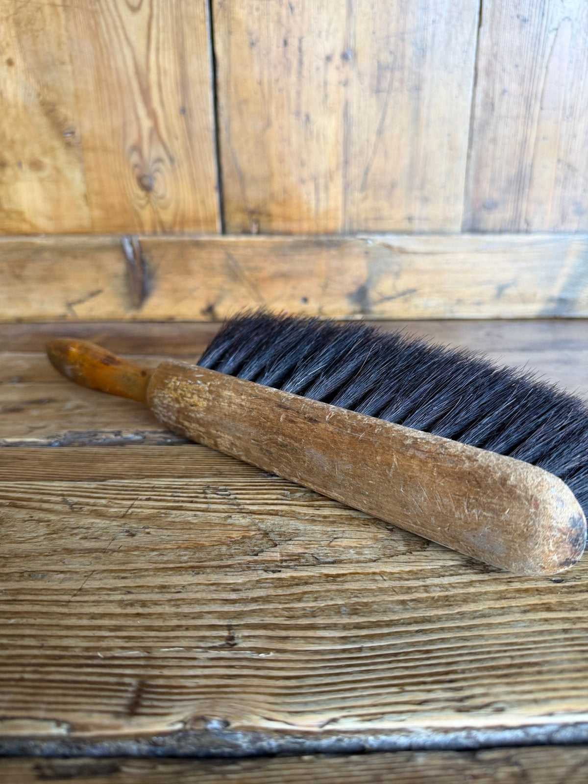 Vintage hand brush - House on Horizon
