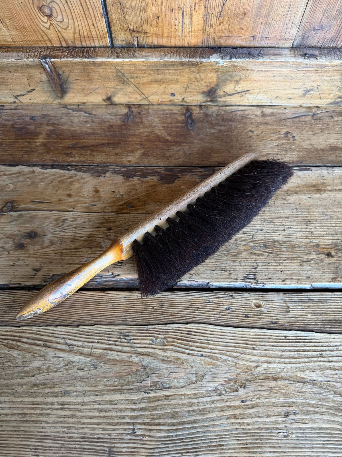 Vintage hand brush - House on Horizon