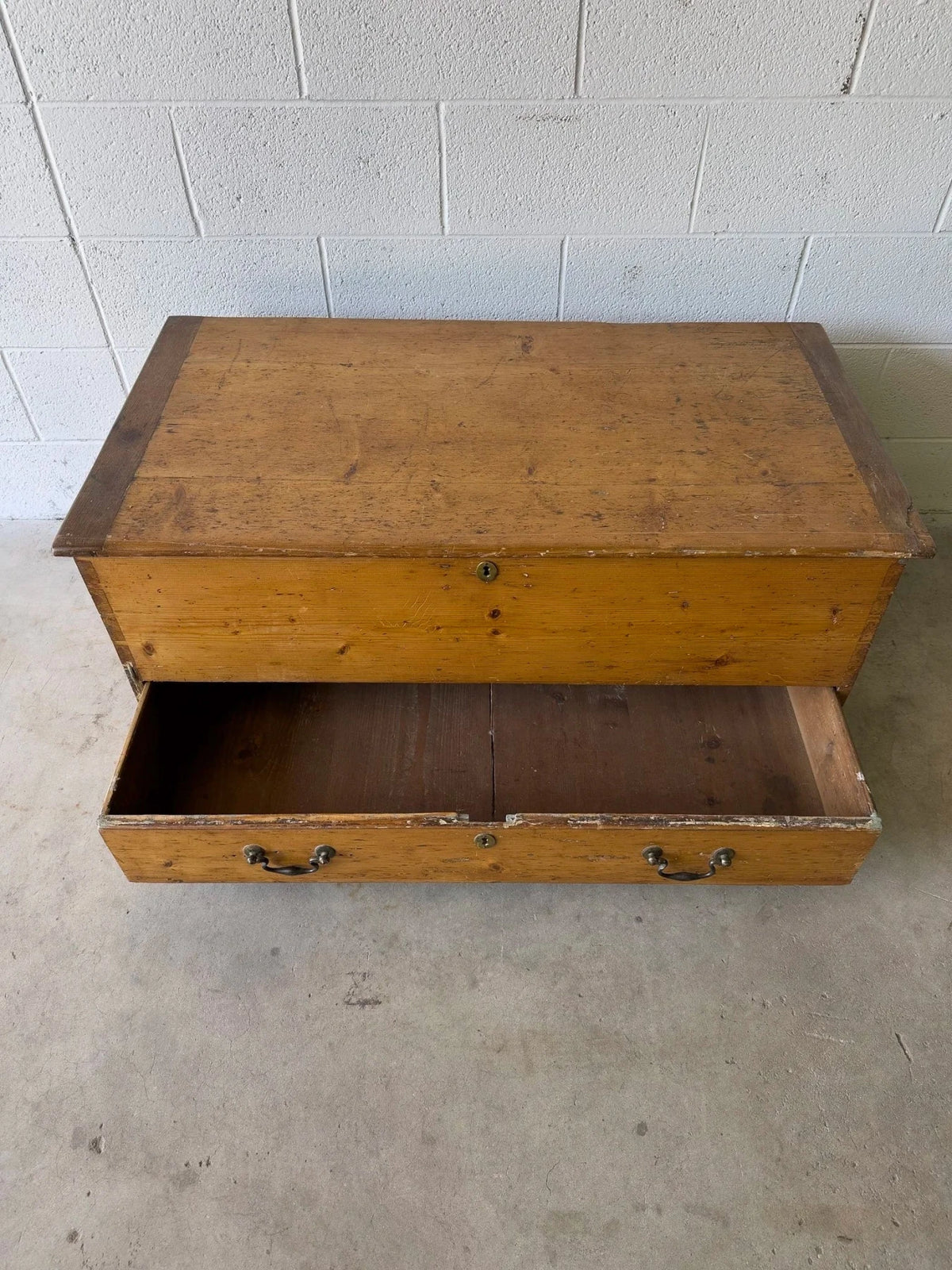 Warm English pine antique blanket box - House on Horizon