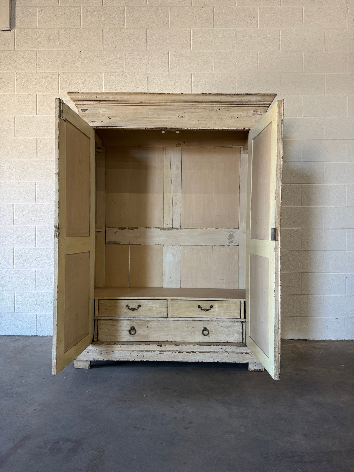 White chippy French wardrobe - House on Horizon